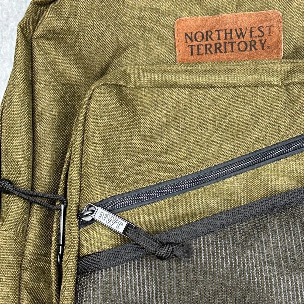 Northwest Territory vintage backpack